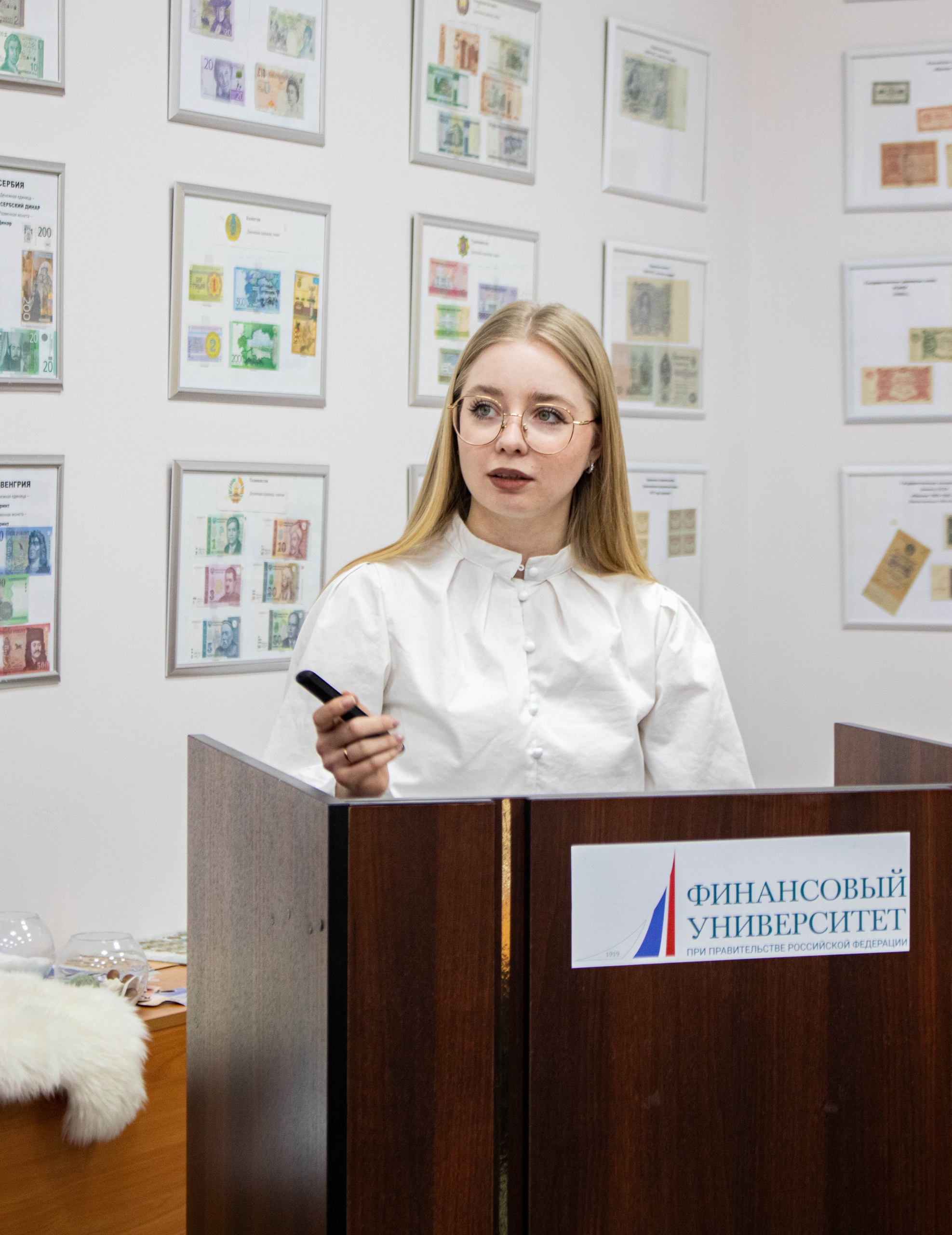  Завершилась защита выпускных квалификационных работ у магистров направления 38.04.01 «Экономика» (профиль «Оценка бизнеса и корпоративные финансы»)!